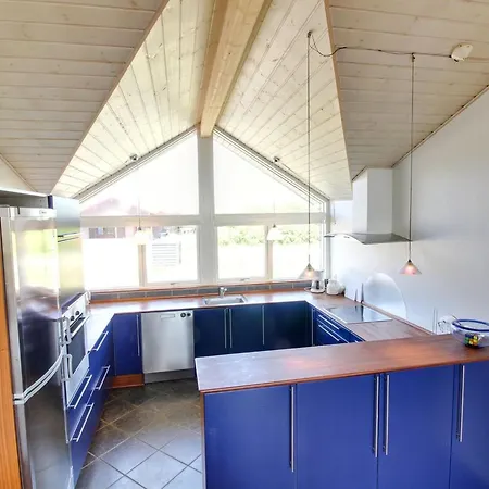 Thrugils - 800m From The Sea By Interhome *