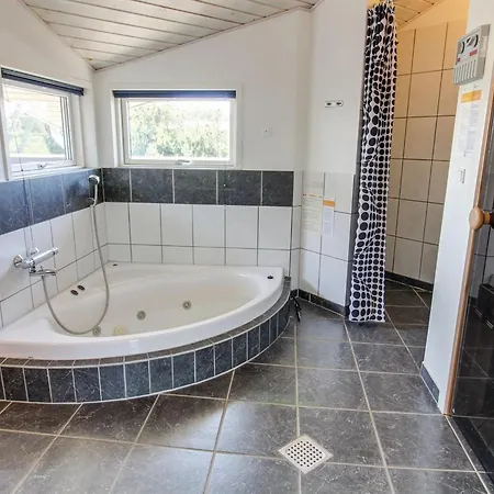 Thrugils - 800m From The Sea By Interhome Prázdninový dům Henne Strand