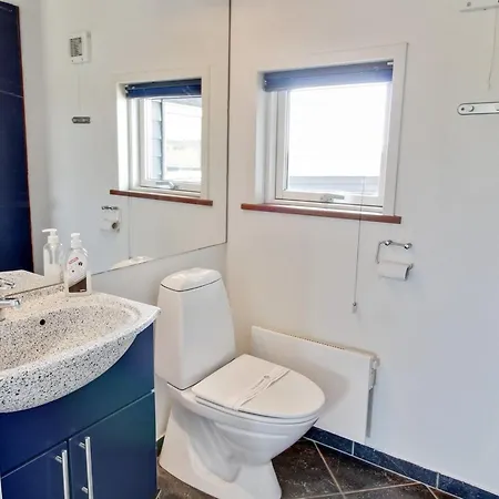 Thrugils - 800m From The Sea By Interhome