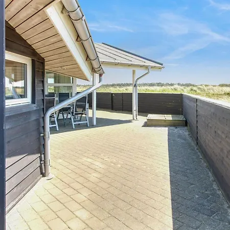 Thrugils - 800m From The Sea By Interhome *