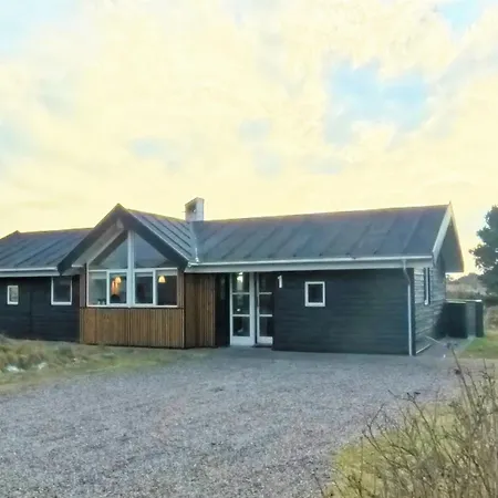 Thrugils - 800m From The Sea By Interhome * Henne Strand